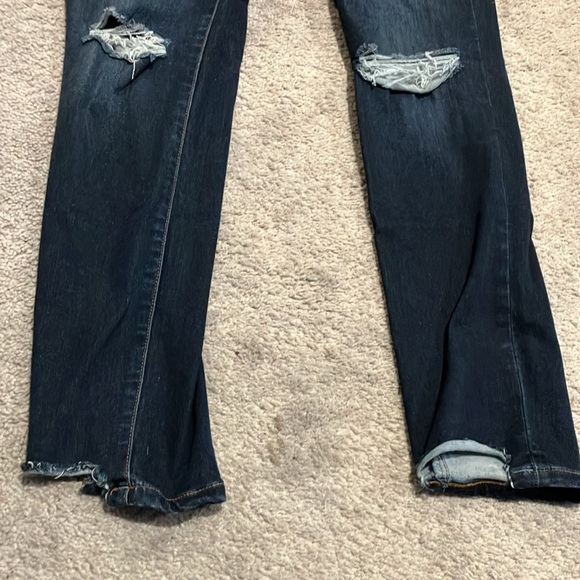 Sneak Peek Skinny Jeans with Distressed Details - Picture 3 of 8